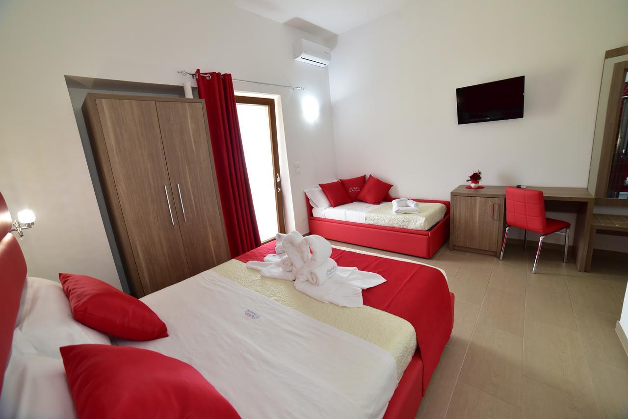 La Palazzina Bed & Breakfast Porto Cesareo Exterior foto